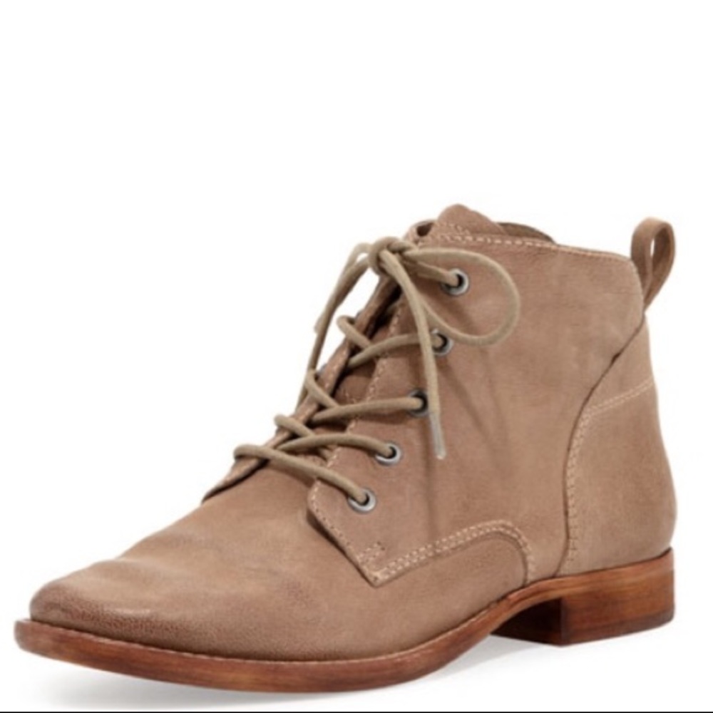Sam Edelman Mare Lace Up Boots in Putty